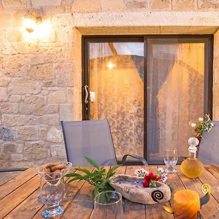 Petrakis Cretan Homes Landsted